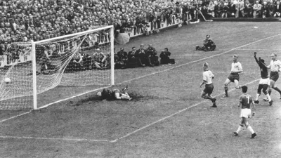 Pele Arrives